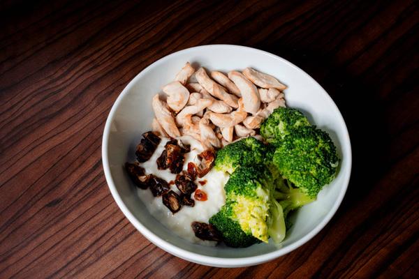Tocanita de Pui cu Broccoli (KETO / FARA GLUTEN)
